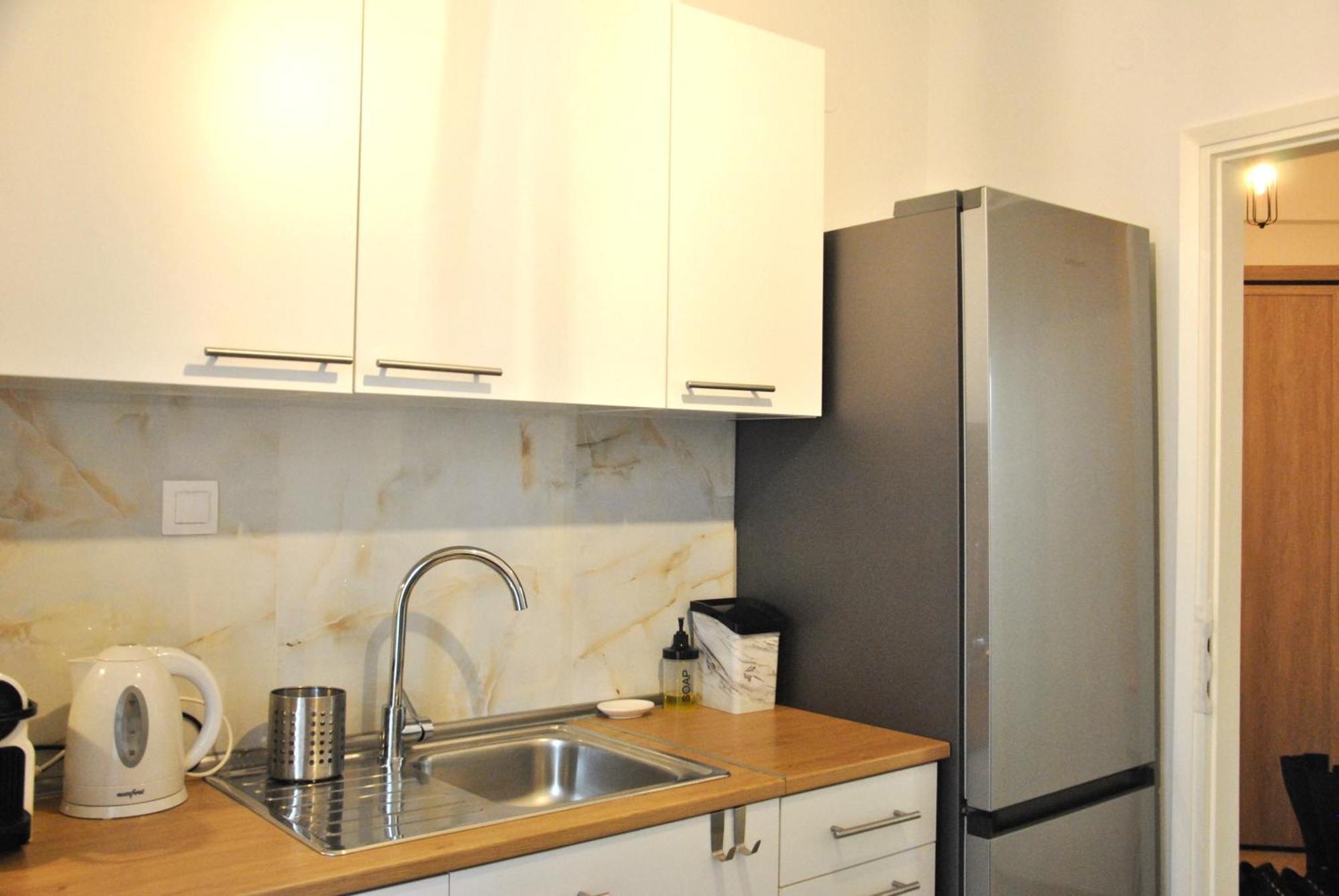4 Seasons Breeze / Thessaloniki Apartment ภายนอก รูปภาพ